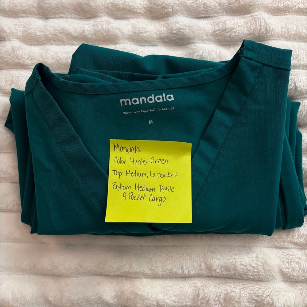 Mandala Hunter Green Scrub Top & Cargo Set